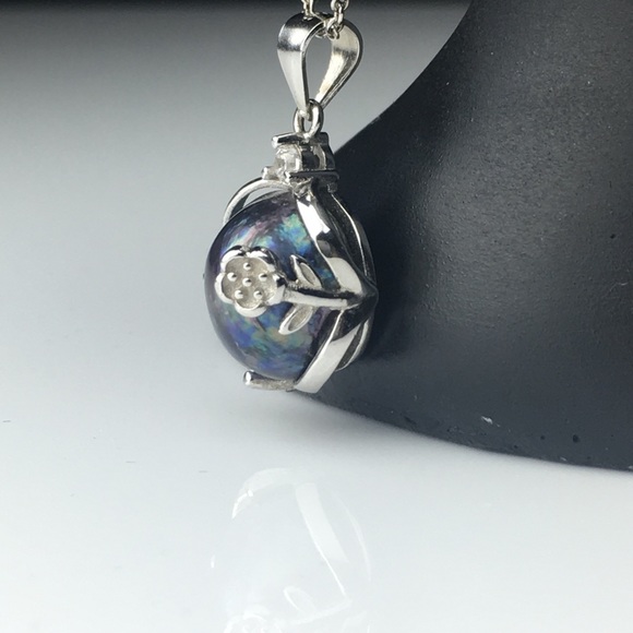 Millennial Gem Peacock Baroque Pearl  Necklace - Picture 2 of 8